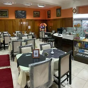 Hospedaje Costanera Hotel